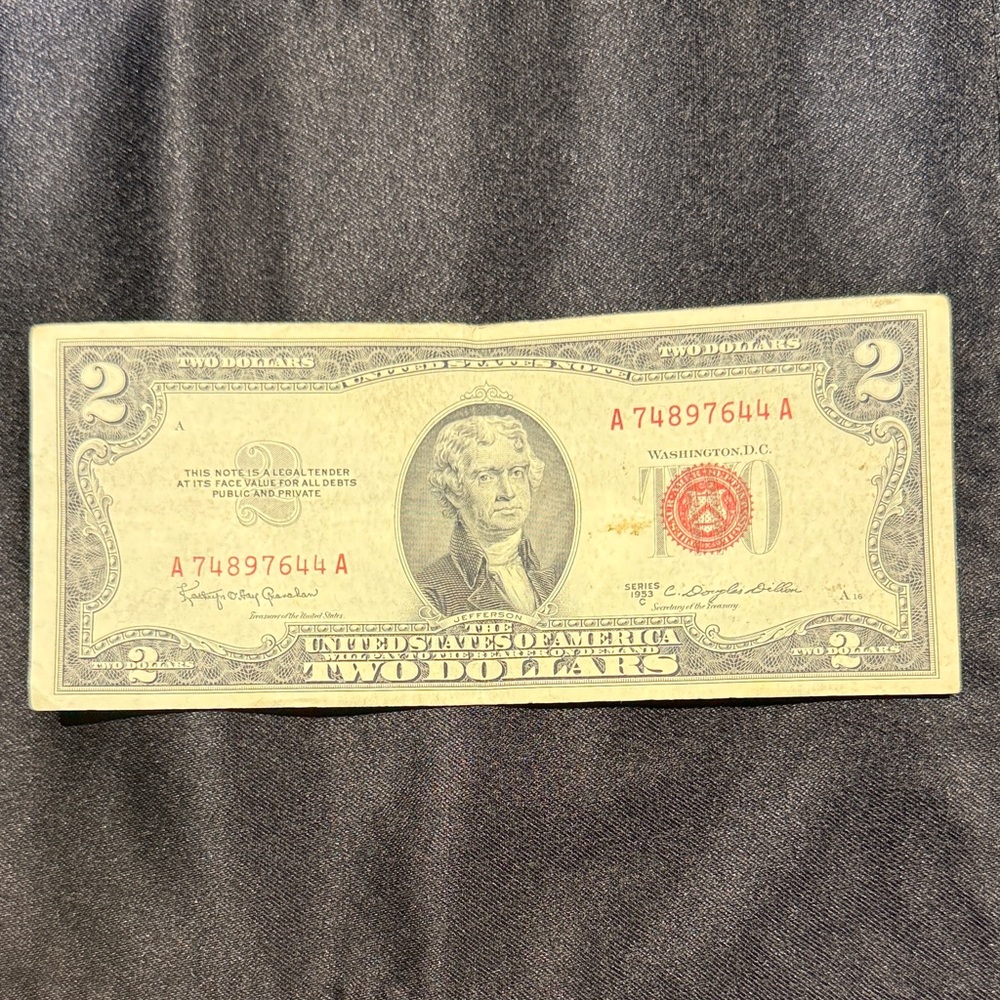 Circulated 1953 C $2 US Note in very good condition.